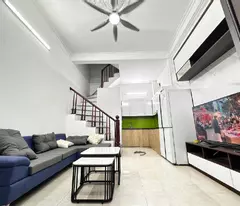 BÁN NHÀ CẦU GIẤY - 30M2 X 4 TẦNG - 7.6 TỶ - OTO NGÕ TO 3 BÁNH - 3 BƯỚC RA PHỐ