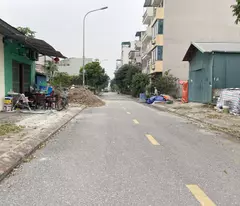Chính chủ bán lô góc 90m2 đất tổ 16 Thạch Bàn. Gần dự án CC Himlam