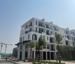 Cần bán shophouse Vaquarius giá 14,154 tỷ VND tại Văn Giang, Hưng Yên