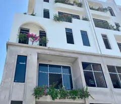 Cần bán shophouse Vaquarius giá 14,154 tỷ VND tại Văn Giang, Hưng Yên