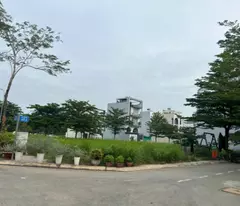 Sốc, đất sổ đỏ 94m giá chỉ 5.3 tỷ ở đường Đào Sư Tích, hẻm xe hơi