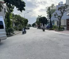 Chuyển sang biệt thự bán 136m2 đất KĐT 31ha Trâu Quỳ. Nằm trong vùng lõi của huyện Gia Lâm