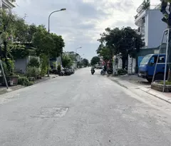 Chuyển sang biệt thự bán 136m2 đất KĐT 31ha Trâu Quỳ. Nằm trong vùng lõi của huyện Gia Lâm