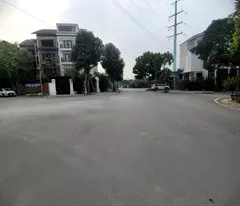 Bán đất thổ cư Sơn Đồng tặng kèm nhà 3 tầng, 2 thoáng ngõ thông Diện tích: 31m2 3 tỷ.