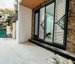 Kim Đồng Giáp Bát Nhà Mới 50m 5 Tầng 8 phòng  8.95 tỷ Sổ Riêng