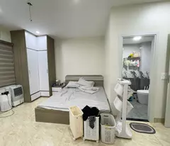 Chuyển sang liền kề bán lại 32m2 nhà 4,5 tầng ngõ 399 Ngọc Lâm. Ô tô đỗ cửa, thang máy