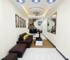 BÁN NHÀ NGÕ ĐẠI TỪ - NGÕ RỘNG THÔNG VỊ TRÍ ĐẸP GẦN HỒ LINH ĐÀM