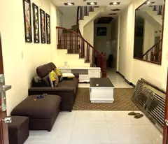 BÁN NHÀ NGÕ ĐẠI TỪ - NGÕ RỘNG THÔNG VỊ TRÍ ĐẸP GẦN HỒ LINH ĐÀM
