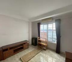 BÁN NHÀ PHỐ TRẦN NHẬT DUẬT LA KHÊ, Ô TÔ ĐỖ CỬA, 5 TẦNG, 22m, 5.5 tỷ