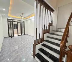 Bán nhà cạnh Quận Uỷ Bắc Từ Liêm 40m2 4 tầng giá nhỉnh 6 tỷ