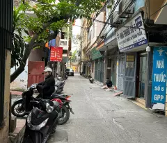 50 Tô Hiệu Phố Cổ Hà Đông Ô tô đỗ cửa