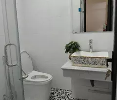 Chủ Cần Tiền Bán Gấp - căn nhà 268 Ngọc Thụy - xe con Đỗ vào ngôi nhà - 45m² - Nhỉnh 5 Tỷ