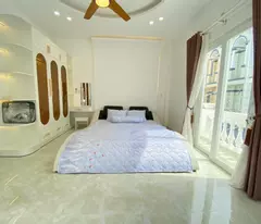 Biệt thự mini góc 2 mặt tiền Huỳnh Tấn Phát, 9x11m, 4 tầng, chỉ 7.9 tỷ