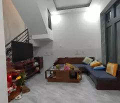 Bán nhà 2 tầng hẻm Hòn Chồng Nha Trang giá chỉ 1ty950