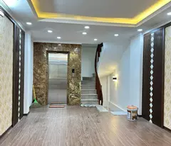 Bán nhà 35m2 x 6 tầng, thang máy Phố Đội Cấn Quận Ba Đình