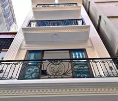 Bán nhà riêng 5 tầng cạnh chợ Lai Xá, Hoài Đức. Diện tích 30m2. Ôtô cách 18m. Lh 0912651992