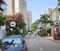 Bán nhà mặt phố Nguyễn Duy Trinh, 65 tỷ, 220m2, 5PN, 5WC, 4 tầng