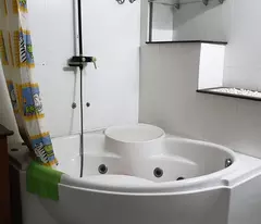 Bán nhà mặt tiền kinh doanh Thích Quảng Đức, P4, Phú Nhuận, 100m2, 5 tầng, giá rẻ