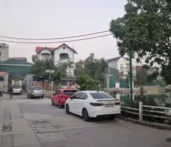 NHÀ MỚI BÁT KHÓI - LONG BIÊN - 39M2 x 6T - MT 5M - 6.2 TỶ-LÔ GÓC - Ô TÔ NGỦ TRONG NHÀ