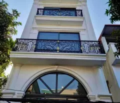 Bán nhà 5 tầng cạnh UBND Xã Kim Chung, Hoài Đức. Căn góc 30m2 thoáng. Ngõ ôtô 4 chỗ đỗ cửa
