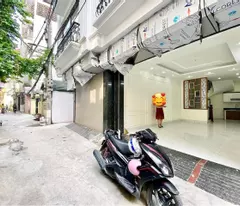 Bán nhà 5 tầng cạnh UBND Xã Kim Chung, Hoài Đức. Căn góc 30m2 thoáng. Ngõ ôtô 4 chỗ đỗ cửa