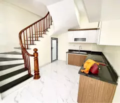 Bán nhà 5 tầng cạnh UBND Xã Kim Chung, Hoài Đức. Căn góc 30m2 thoáng. Ngõ ôtô 4 chỗ đỗ cửa