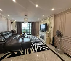 BÁN HOA HẬU CHÂN DÀI- GA RA 2 ÔTÔ - VỊ TRÍ ĐỘC TÔN- VIP NHẤT LONG BIÊN- MẶT PHỐ 

HỒNG TIẾN -