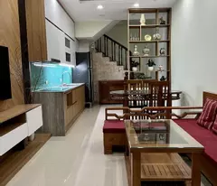 Bán nhà Vạn Phúc, gần các Đại sứ quán, 38m2, 5 tầng, giá nhỉnh 8 tỷ