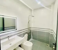 D.U.Y N.H.Ấ.T CHỈ CẦN 2 TỶ SỞ HỮU NGAY Nhà 3 Tầng - 1 Tum tọa lạc vị trí trung tâm Tp.Biên Hòa.