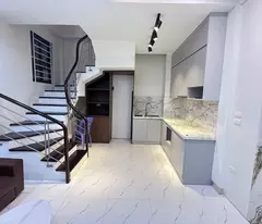 Bán nhà Phố Hào Nam, Hàng hiếm Đống Đa, Vài bước ra phố, 28mx4T, Giá: 6.2 Tỷ.