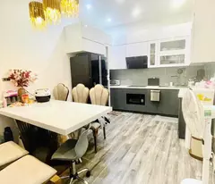 Bán nhà Kim Chung 50m2- 5 tầng 6PN, ngõ nông, ô tô, ở ngay đón Tết, giá 5.3 tỷ