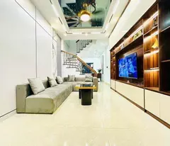 Bán nhà 36m², 5 tầng, 3PN, 4WC, Kim Ngưu, Hai Bà Trưng, 5 tỷ, sổ đỏ