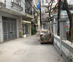 bán đất tặng nhà 2 tầng cũ nát phố thái thịnh, P.thịnh quang, Q. đống đa, hà nội