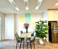 Chính chủ gửi bán căn hộ 2 ngủ rộng 70m, đầy đủ nội thất cao cấp tại KDT Thanh Hà Cienco 5