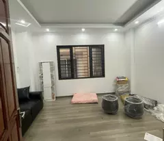 Bán nhà Phố Hào Nam, Hai mặt thoáng, Gần mặt phố, 38mx4T, Giá: 7.6 Tỷ, Lh: 0396935190.