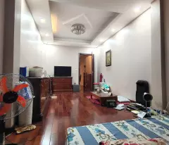 LÊ DUẨN - ĐỐNG ĐA - DT40M2 X5T - MT4M - 6.9 TỶ- MẶT PHỐ - GẦN Ô TÔ- TIỆN ÍCH BẠT NGÀN