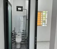 BÁN NHÀ ĐÔNG THẠNH 2 TẦNG MỚI TINH -HXH 6M -  100M RA SIÊU THỊ - NHÀ THỜ - CHỢ GẤU.