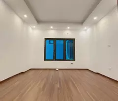 Cổ Nhuế 31m2, 5T, oto 10m, ngõ to, gần phố, nhà mới đón tết 5.85 tỷ