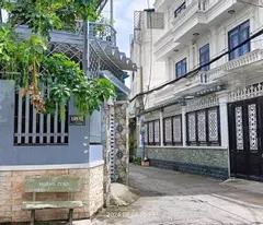 NHÀ LÔ GÓC MẶT TIỀN ĐƯỜNG NHỰA 10M NHÁNH LÂM THỊ HỐ CHỈ HƠN 3TỶ