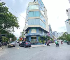 * Bán Toà Nhà Siêu Khan Hiếm Góc 2 Mặt Tiền Đường Nguyễn Văn Nguyễn - Đặng Tất, Quận 1.