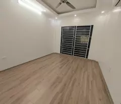 Nhà mới 5 tầng, TT Hai Bà Trưng, 10m ra phố, gần trường ĐH BK-XD-KT.