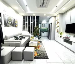 GIẢI PHÓNG - NHÀ MỚI LÔ GÓC THOÁNG, CÓ THANG MÁY