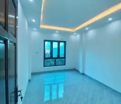 Bán nhà 40m2, xây dựng 4 tầng cạnh trường Lý Nam Đế, TT Trạm Trôi, Hoài Đức. Lh 0986732688