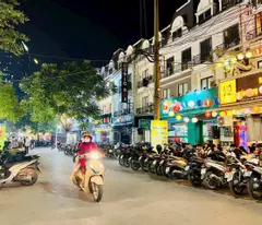 Liền kề Phùng Khoang, vỉa hè, kinh doanh sầm uất ngày đêm, 65m2, 19.5 tỷ