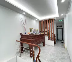 8.2 tỷ Bán nhà riêng ngõ 23 Xuân la - Tây Hồ diện tích 40m gần hồ tây