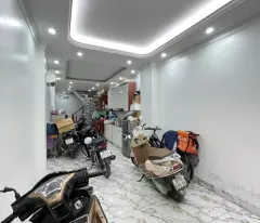 8.2 tỷ Bán nhà riêng ngõ 23 Xuân la - Tây Hồ diện tích 40m gần hồ tây