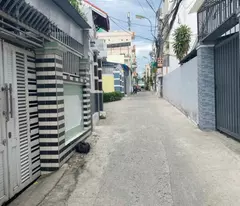 Bán Nhà 3 Tầng Hẻm Lê Hồng Phong - Phước Hải, Nha Trang, Giá 3,25 Tỷ