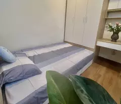 Bán nhà Nguyễn Trãi giá 3.28 tỷ, diện tích 70m2, tầng 2, mặt tiền 10m