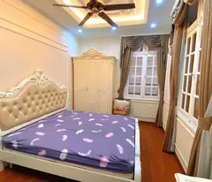 Nhà đẹp ở luôn Cổ Nhuế, gara ô tô,lô góc kinh doanh sầm uất, ngõ thông, 53mx5t chỉ 7.9 tỷ