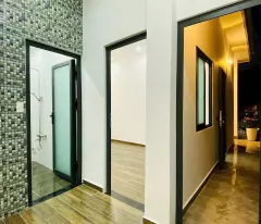 Bán NR.HỂM XE HƠI, ĐƯƠNG  NGYỄN QUÝ ANH, 4.2 TỶ -  50M2 -2T - 3PN - 2WC